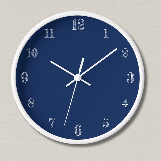 Horloge Chiffres blancs modernes | Classic Navy Indigo (Créateur téléchargé)