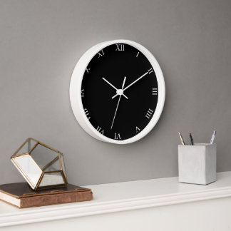 Horloge Chiffres romains blancs Noir avec cadre en bois bl