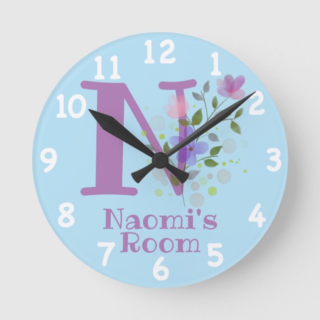 Horloge dans un design floral avec nom et initiale (Recto)