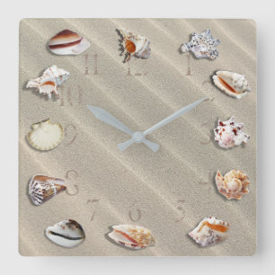 HORLOGE DE PLAGE TROPICAL. LES BALEINES SUR UNE PL