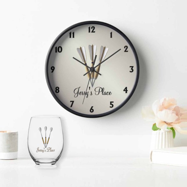 Horloge Dessin de conception des fléchettes texté (Créateur téléchargé)