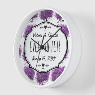 Horloge Mariage de feuille d'arbre de coeur violet radiant