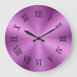 Horloge métallique rose clair avec chiffres romain