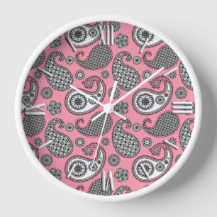Horloge Motif cachemire, nuances de gris sur rose