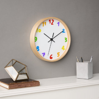 Horloge murale arc-en-ciel