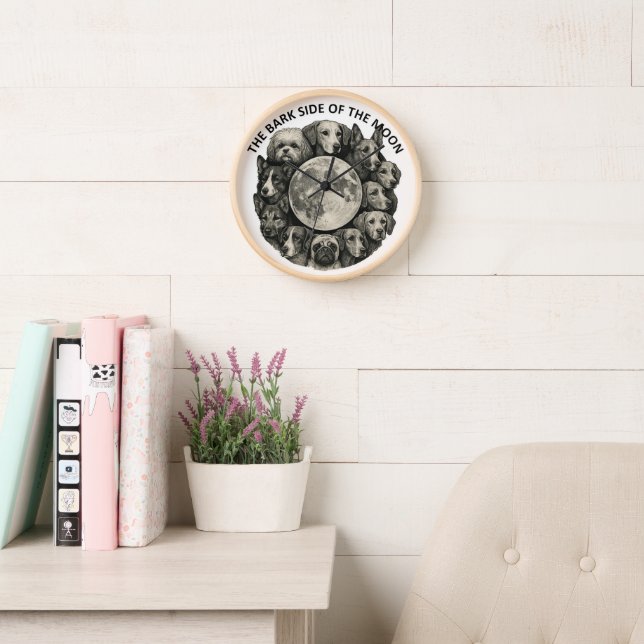 Horloge murale avec image canine (Salle de lecture)