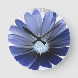 Horloge murale bleue brillante de marguerite afric