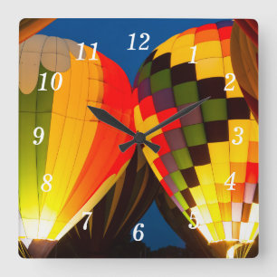 Horloge murale brillante des ballons à air chaud
