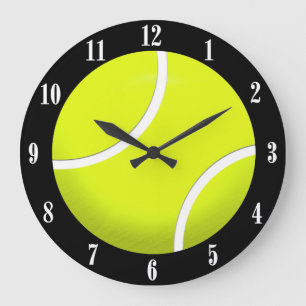 Horloge murale de balle de tennis avec les nombres