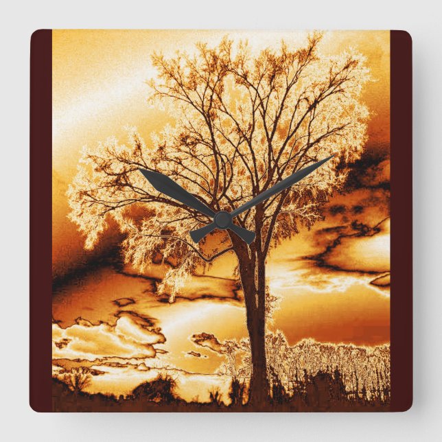 Horloge murale de l'Arbre d'Or Molten (Recto)