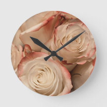 Horloge murale en acrylique ronde aux roses à bout