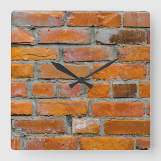 Horloge murale en briques