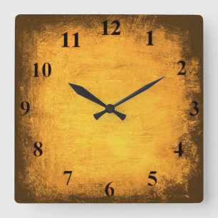 Horloge murale en or