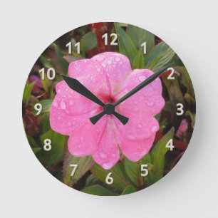 horloge murale rose