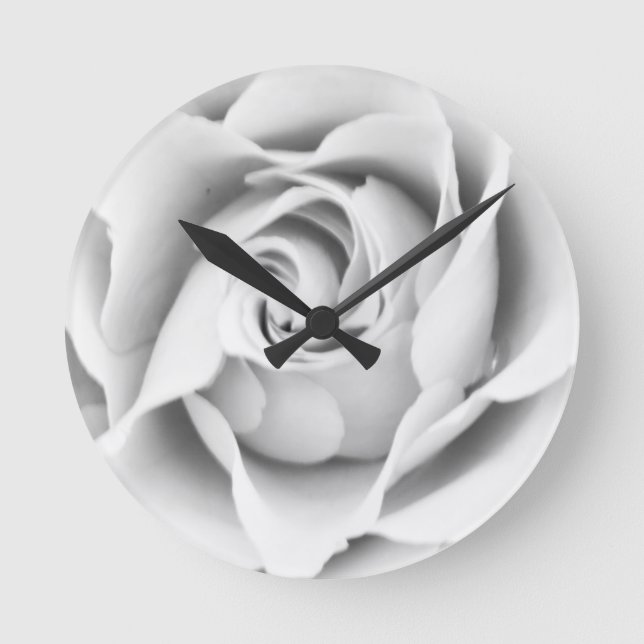 horloge murale rose en argent (Recto)