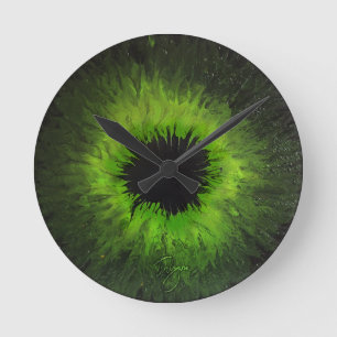 Horloge murale verte d'iris