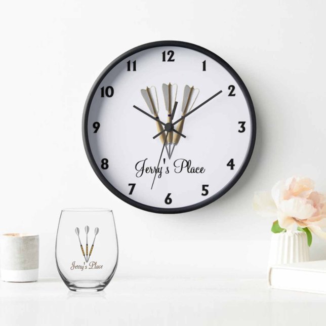 Horloge Noir de conception des fléchettes (Créateur téléchargé)