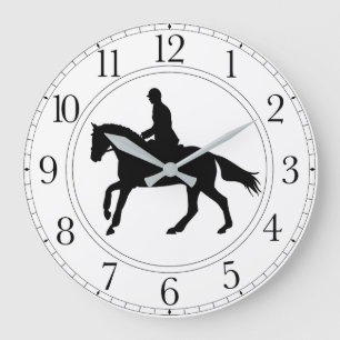 Horloge noire et blanche de dressage