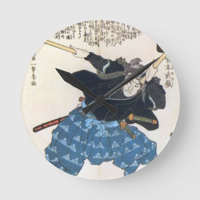 Horloge Ronde 宮本武蔵 de Musashi Miyamoto avec deux Bokken (Recto)