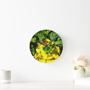 Horloge Ronde Abeille sur Fleurs Jaunes