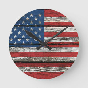 Horloge Ronde American Flag with Rough Wood Grain Effet