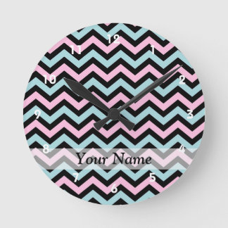 Horloge Ronde Aqua rose et chevron noir