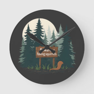 Horloge Ronde Attention aux écureuils tombants T-shirt