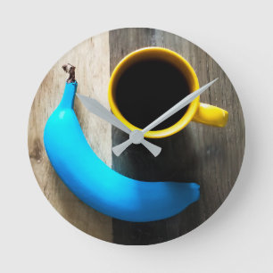 Horloge Ronde Banane Turquoise et pâte à café jaune - Pop Art