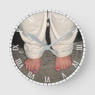 Horloge Ronde Barefoot à l'horloge ronde de la jetée