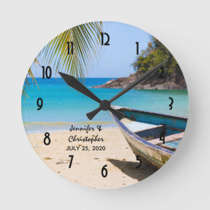 Horloge Ronde Belle plage tropicale avec un Mariage en bateau