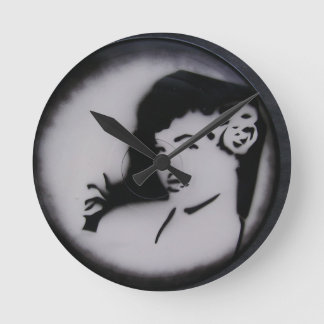 Horloge Ronde bettie page