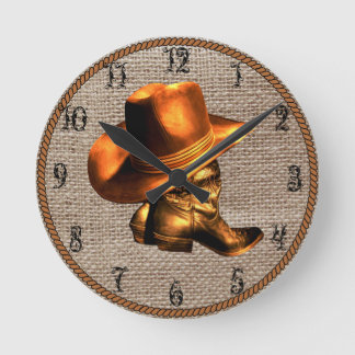 HORLOGE RONDE CASQUETTE DE COWOY ET BOOTS