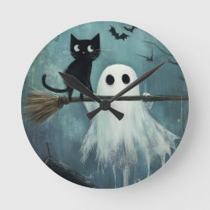 Horloge Ronde Chat d'Halloween et fantôme volent dans la chambre