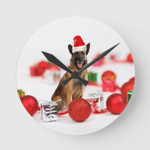 Horloge Ronde Chien berger allemand w Cadeaux de Noël Santa Hat