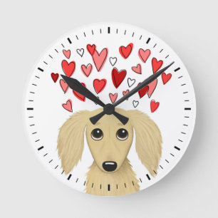 Horloge Ronde Chien de Longhaired Cream with Hearts Cute Dog