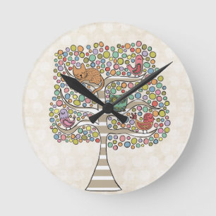 Horloge Ronde Chouette chatte et oiseaux dans un arbre Illustrat