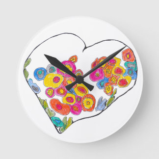 Horloge Ronde Cœur joyeux par Sangria de l'art de Lydia