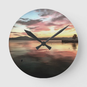 Horloge Ronde Coucher De Soleil Reflété Sur L'Eau Tableau Du Lac