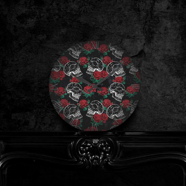 Horloge Ronde Crânes et roses rouges | Grunge gothique moderne (Créateur téléchargé)