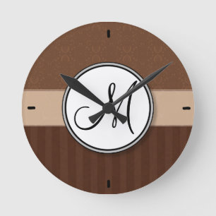 Horloge Ronde Cuir Brown Damas avec stries et Monogramme