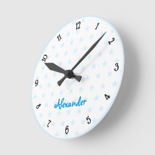 Horloge Ronde Cute Blue Stars Nom Personnalisé Garçons Salle Nur