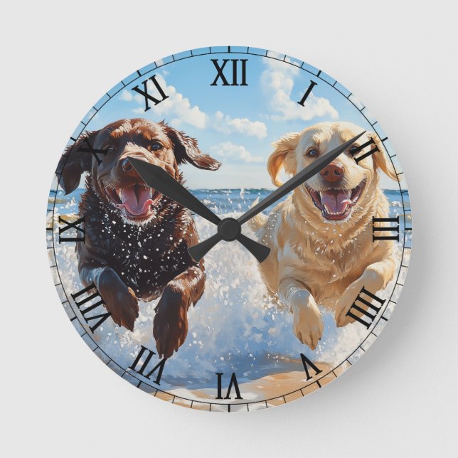 Horloge Ronde Deux Labradors Retrievers sur la plage (Recto)
