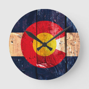 Horloge Ronde Drapeau en bois rustique affligé d'état du