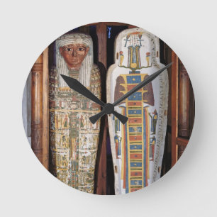 Horloge Ronde Egyptian sarcophagus covered with hieroglyphics
