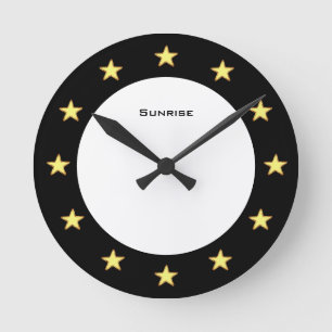 Horloge Ronde Élégantes étoiles en noir et blanc