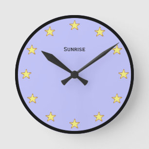 Horloge Ronde Élégantes étoiles sur bleu clair