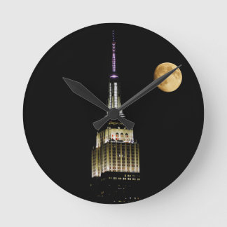 Horloge Ronde ESB la nuit