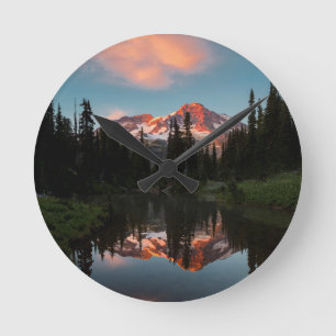 Horloge Ronde États-Unis, Washington. Mt. Réflected rainien