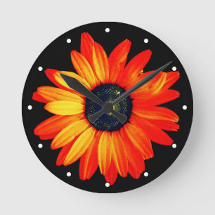 Horloge Ronde Fleur marguerite avec pétales orange avec points