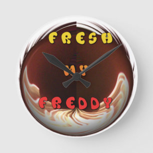 Horloge Ronde Fraîchissez mon feu freddy Brûler Hakuna Matata da